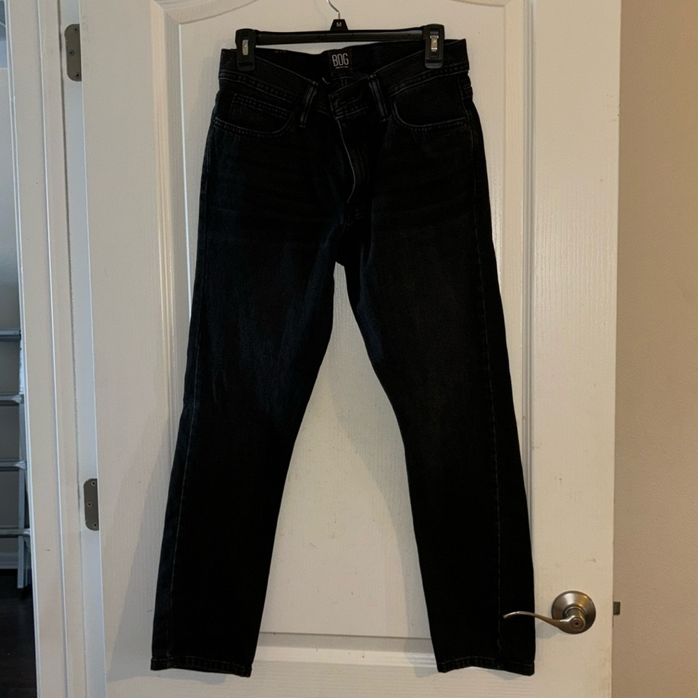 BDG black dad fit means jeans 29x30